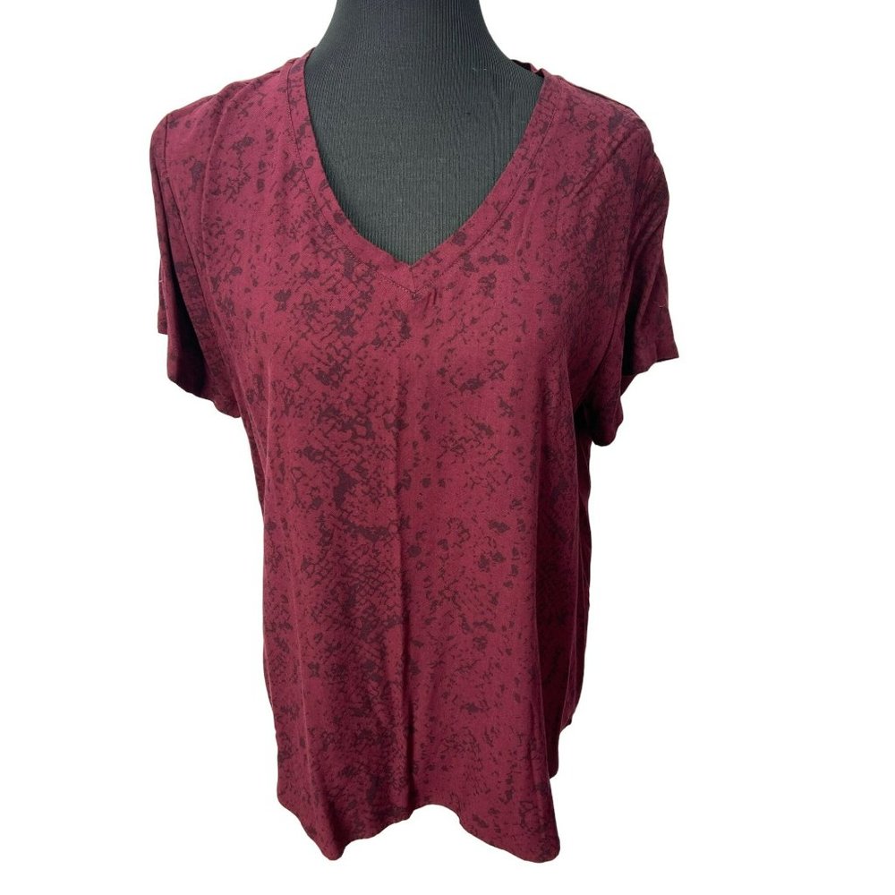 Side stitch womens small burgundy red black‎ print Blouse